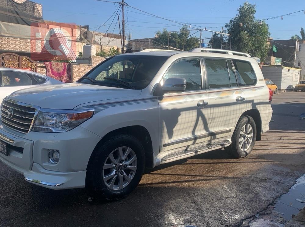 تويوتا لاندكروزر